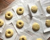Foto langkah ke 5 dari resep Donat bomboloni.