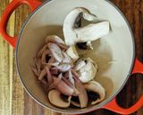 Une image de l'étape 3 de Hamburger Echalottes - Œuf - Champignons.