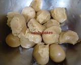 A picture of step 4 of Kashmiri Lyde.
