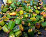 A picture of step 2 of Bhindi ki sabji desi style ki.