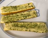 Une image de l'étape 3 de Courgettes bicolores marinées au basilic.