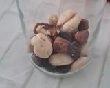Foto del paso 1 de la receta: Frutos secos con miel