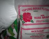 Foto langkah ke 1 dari resep Peyek kacang tanah renyah.