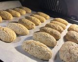 Foto del passaggio 3 della ricetta BISCOTTI DA INZUPPO come in panificio…SENZA BURRO ed AMMONIACA