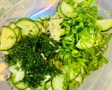 A picture of step 2 of Light cucumber salad.