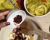รูปขั้นตอนการทำที่ 3 ของ HOWTO - "ยำผักกาดดอง 3 รส (ยำเกี๊ยมฉ่าย)" เมนูอร่อย ทำง่ายในไม่กี่นาที