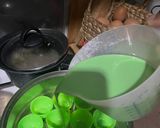 Foto langkah ke 4 dari resep Kue Lumpang Pandan.