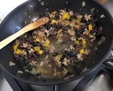 Une image de l'étape 10 de One pot pasta « Marin » aux thon, poivron jaune, algues et bouillon de crevettes.