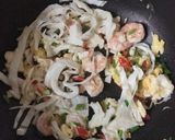 Foto langkah ke 2 dari resep Mie goreng udang.