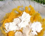 Foto langkah ke 2 dari resep Lumpia ubi jalar.