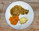Foto del paso 2 de la receta: Lomito en salsa morena y champiñones