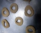 A picture of step 3 of Doughnuts.