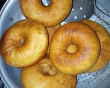 A picture of step 8 of Glazed Doughnut.