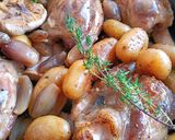 Foto del paso 12 de la receta: Codillo al horno con patatas y escalonias glaseadas