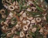 Foto langkah ke 7 dari resep Baby cumi cabe ijo.