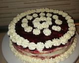Diétás Erdei gyümölcsös mascarponés torta recept fázis 3 fotója