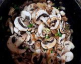 Foto del paso 4 de la receta: Pollo al champiñón