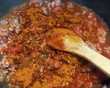 A picture of step 1 of Oven cooked beef chilli.