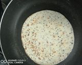 A picture of step 3 of Saj Kubus with Black pill seeds.