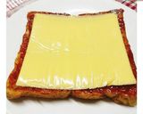 รูปขั้นตอนการทำที่ 3 ของ 🍕 พิซซ่าชีสเบคอน (Air Fryer Bacon Cheese Pizza) 🧀🥓
