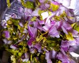 A picture of step 1 of Oats Cheela.