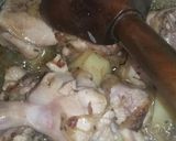 A picture of step 1 of Chicken Alu.