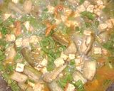 Foto langkah ke 5 dari resep Tumis bunga bawang.