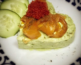 Foto del paso 3 de la receta: Timbal de aguacate y salmón marinado