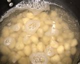 Une image de l'étape 3 de Gnocchis façon “carbonara”.