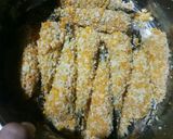 Foto langkah ke 6 dari resep Ebi Furai with Tartar Sauce.
