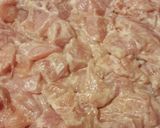 A picture of step 1 of Shish Tawook with Mushrooms.