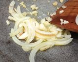 Foto langkah ke 5 dari resep Ayam Goreng Mentega.