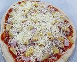 A picture of step 6 of Hawaiian Pizza.
