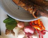 Foto langkah ke 1 dari resep Mangut Lele Telur.
