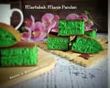 Foto langkah ke 8 dari resep Martabak Manis Pandan/Terang Bulan.