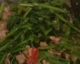 Foto langkah ke 5 dari resep Kangkung mix tempe pedas.