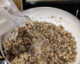 A picture of step 3 of Chicken Hareesa.