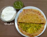 A picture of step 6 of Stuffed Cauliflower-Tuvar-Matar Paratha.