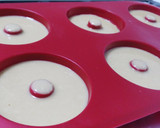 Foto del paso 3 de la receta: Pastelitos de coco sin leche, ni huevo