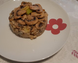 Foto del paso 3 de la receta: Timbal de champiñón con ajos tiernos y huevo