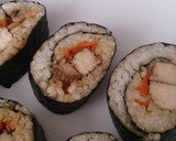 Foto del paso 10 de la receta: Maki sushi de tofu marinado y zanahoria