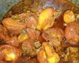 A picture of step 2 of Yummy qeema aloo gravy.