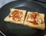 Foto langkah ke 3 dari resep Roti panggang sosis teplon.