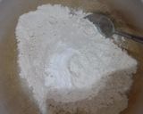 Foto langkah ke 2 dari resep Cupcake vanilla kukus.