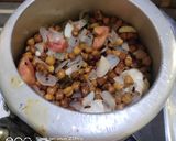A picture of step 2 of Quick Chana Masala.