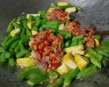 Foto langkah ke 3 dari resep Tumis Tahu Buncis Simple.
