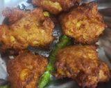 A picture of step 3 of Monsoon Special Corn Pakoda.