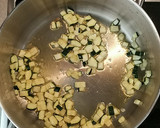 Foto del paso 2 de la receta: Crema de calabacín con mozzarella fresca