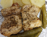 Foto del paso 2 de la receta: Contrasmuslo de pollo deshuesado al horno con verduras