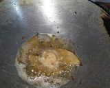 A picture of step 8 of Palak paneer.